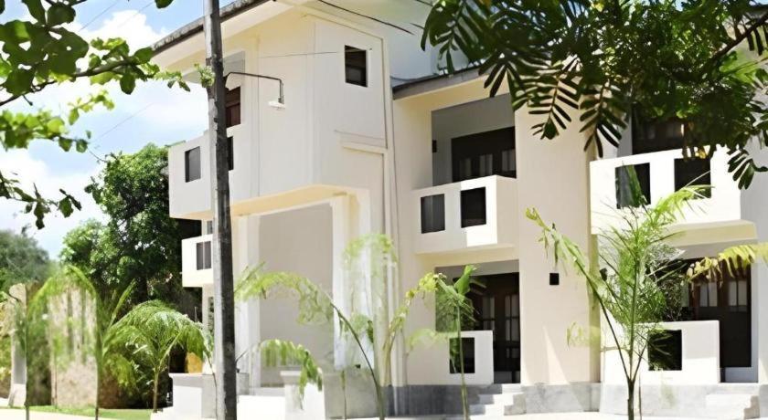 5000m2 7 slaapkamer, 7 privé badkamer in Yala Tissamaharama Buitenkant foto