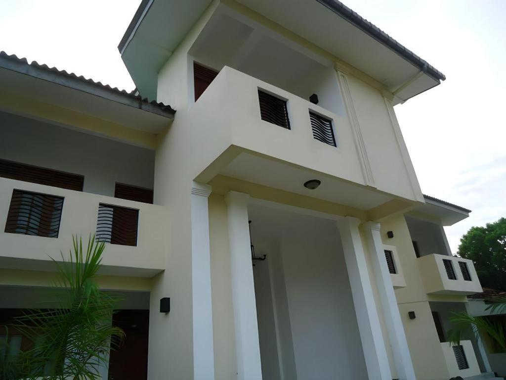 5000m2 7 slaapkamer, 7 privé badkamer in Yala Tissamaharama Buitenkant foto