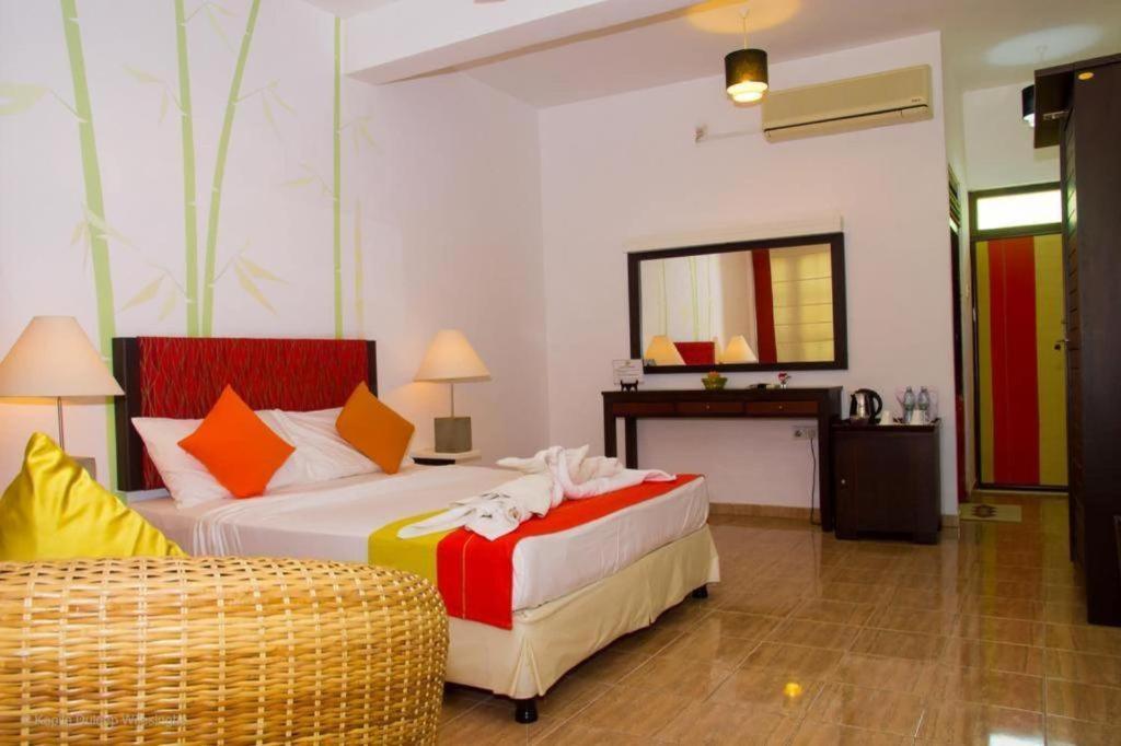 5000m2 7 slaapkamer, 7 privé badkamer in Yala Tissamaharama Buitenkant foto