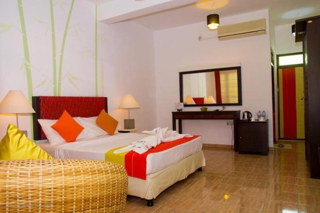 5000m2 7 slaapkamer, 7 privé badkamer in Yala Tissamaharama Buitenkant foto