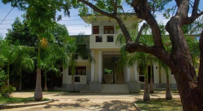 5000m2 7 slaapkamer, 7 privé badkamer in Yala Tissamaharama Buitenkant foto
