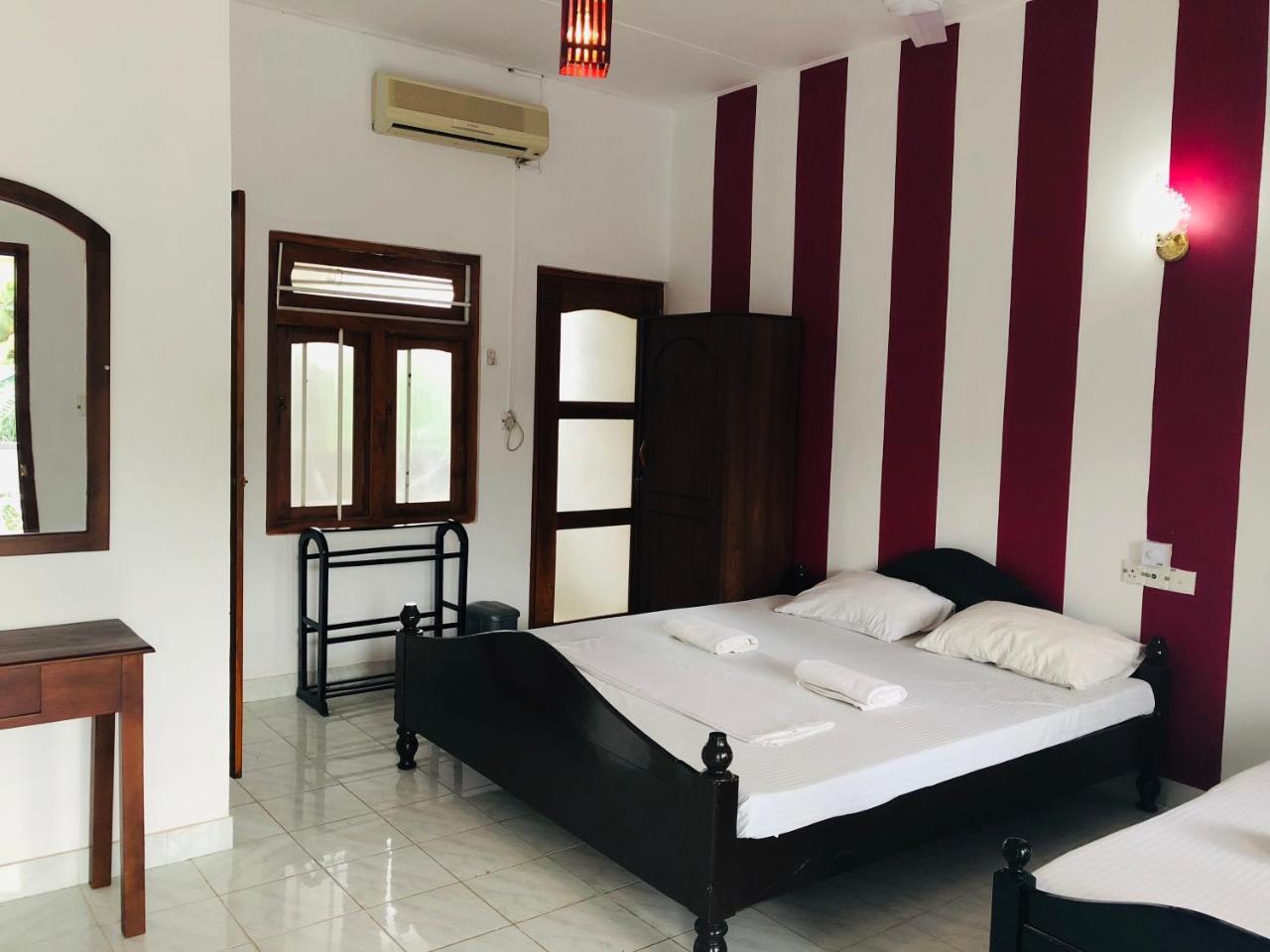 5000m2 7 slaapkamer, 7 privé badkamer in Yala Tissamaharama Buitenkant foto